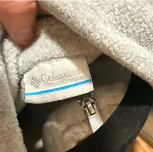 Grey Columbia Zip-Up Fleece Jacket thumbnail 3