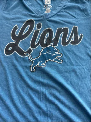 NFL Detroit Lions V-Neck T-Shirt Blue White Size M thumbnail 4