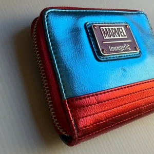 Loungefly x Marvel Purse Wallet Captain Marvel Metallic Logo Zip Around thumbnail 9