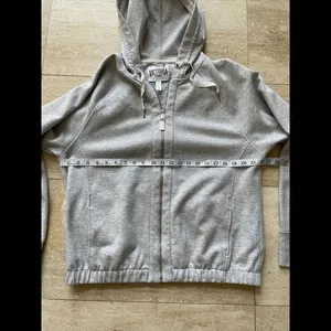 Victorias Secret Sport Hoodie Women Large‎ Gray Athletic Drawstring Thumb Hole thumbnail 3