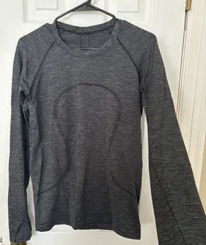 Lululemon Swiftly Tech Long Sleeve thumbnail 5