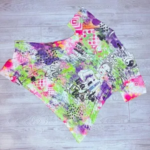 Inoah graffiti style white short sleeve unique hem shirt t shirt blouse large thumbnail 1