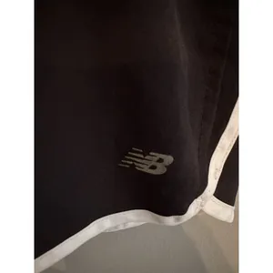 New Balance Women's‎ Drawstring Athletic Running Shorts Black Size Large thumbnail 2