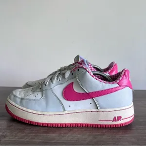 Nike Air Force 1 Lows Pink White Grey Shoe Size 7Y or 8.5 #619 thumbnail 5