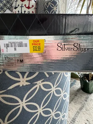 Silver Slipper Size 7 pearl heels thumbnail 5