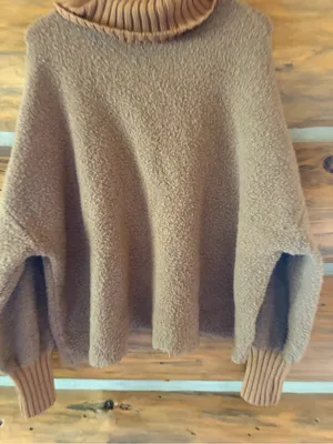 Aerie Oversized Teddy Boucle Slouchy Beige Turtleneck size Medium thumbnail 5