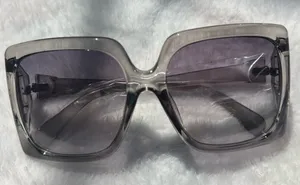 Modern Gradient Butterfly sunglasses (GRAY) Gray thumbnail 1