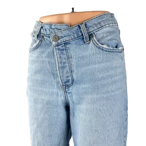 Abercrombie & Fitch The Dad High Rise Blue Light Wash Straight Denim Jeans Sz 26 thumbnail 3