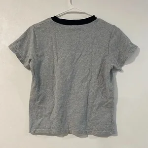 Brandy Melville New York Graphic Baby Tee Gray Ringer Crop Top One Size thumbnail 4