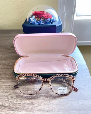 Kate Spade Tabby 50MM Square Reading Glasses 1.0 new with case/clothes thumbnail 3