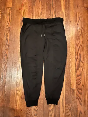 Lululemon Dance Studio Joggers Mid-Rise thumbnail 3
