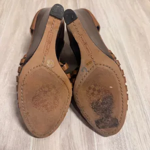 Vince Camuto Womens Cognac Brown Leather Strappy Woven Wedge Sandals 6.5 B 36.5 thumbnail 6