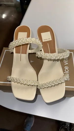 Dolce Vita White Pearl Heels Size 8.5 thumbnail 3