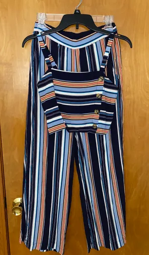 Kohl’s Top And Pants Set thumbnail 1