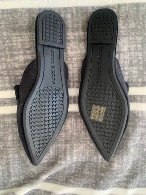 Black Velvet Mules Size 8 thumbnail 3