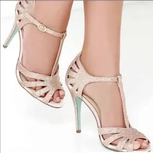 ✨Betsey Blue Tee Strappy Sz 7.5 Heel In Champagne✨ thumbnail 6