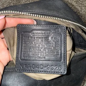 Coach Sholder/Crossbody Bag Womens Medium Black Leather Good 9326 Hobo‎ Zip Top thumbnail 5