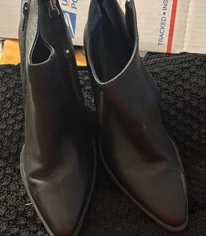 Black Ankle Boots with Zipper and block heel 8 thumbnail 1