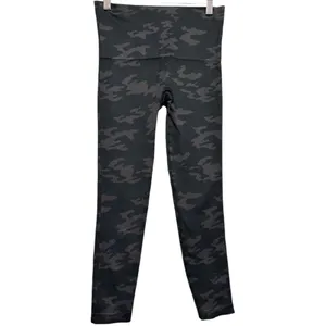 Spanx Women’s Size M Black Camo Seamless Look At Me Now Leggings thumbnail 6