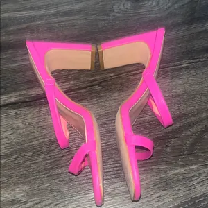 Circus by Sam Edelman Hot Pink Heeled Sandals thumbnail 2