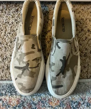 women’s shoes Size 7 thumbnail 1
