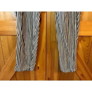 Billabong Black Flowy White Stripe Pull On Pants Ruffled Waist Size Medium (8996 thumbnail 3