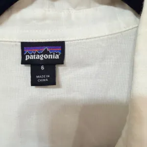 Patagonia‎ White Organic Cotton Hemp Short Sleeve Button Down Shirt 54340 Size 6 thumbnail 4