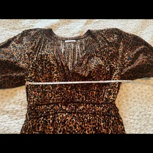Ulla Johnson Mariana animal print dress fall 400$ boho designer formal revolve thumbnail 5