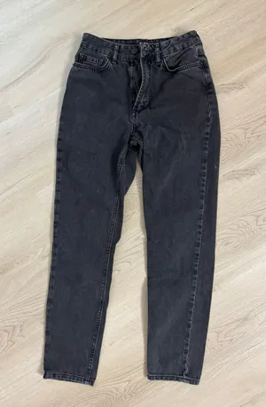 High Rise Mom Jeans thumbnail 1