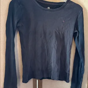 FINAL MARKDOWN Tommy Hilfiger Long Sleeve Shirt medium thumbnail 1