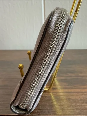 A Rare HTF Vintage Coach Silver Metallic Leather Zip Around Continental Wallet thumbnail 3