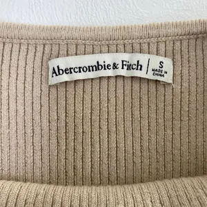 Abercrombie & Fitch S Beige Ribbed Knit Midi Dress V Neck Minimalist thumbnail 4