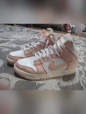 Nike Women’s Arctic Orange 1985 Dunks High Top Sneakers thumbnail 2