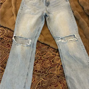 American Eagle Outfitters Light Blue Ripped Relaxed 90’s Bootcut Jeans!!! thumbnail 1
