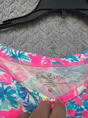 Lilly Pulitzer Alinda Top with a boat neck and 3/4 length sleeves size Medium thumbnail 7