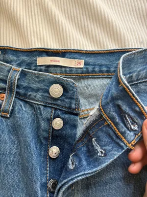 Levi’s Wedgie Straight Jeans thumbnail 3