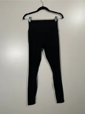 Lululemon Align Leggings Full Length 28” Size 6 Black thumbnail 4