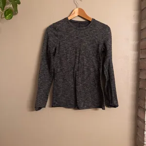 Lululemon Kitsilano‎ Black White Long Sleeve Top thumbnail 3