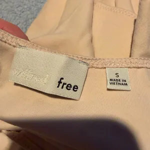 Aritzia Wilfred Free Leila Bodysuit Stockings Beige Size Small thumbnail 3