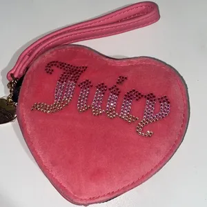 Juicy Couture Heart Be Classic Heart Wallet Pink Velvet‎ thumbnail 2