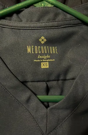 Med couture Scrubs thumbnail 4