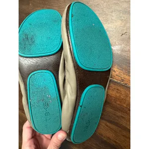 Tieks taupe slip on foldable flats women's size 9- see desciption thumbnail 4