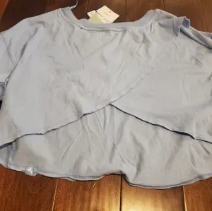 JoyLab Boxy Fit Light Blue Long Sleeve Tee Witg Thumbholes New Size Medium Tags thumbnail 2