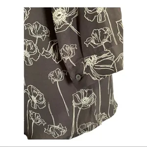 Maurice’s Gray Long Sleeve Popover Blouse thumbnail 6