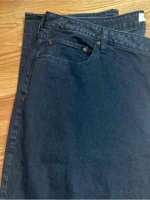 Abercrombie & Fitch Women's Straight Dark Blue Jeans thumbnail 3