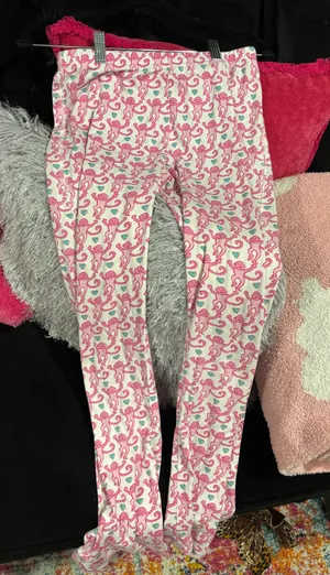 Roller Rabbit Pajamas Long Sleeve SET (worn once) thumbnail 2