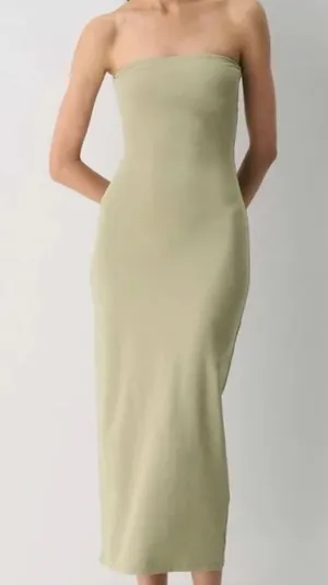 Aritzia contour tube dress size xs thumbnail 1