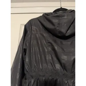 The‎ North Face Lightweight Black Windbreaker Jacket Medium Athleisure thumbnail 3