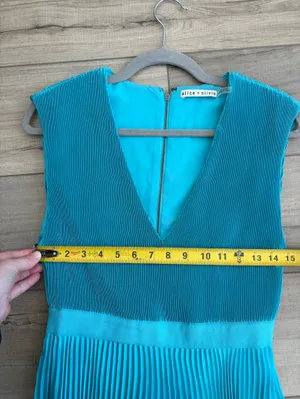 Alice + Olivia Joleen V Neck Pleated Skirt Handkerchief Midi Dress Teal Blue 4 thumbnail 8