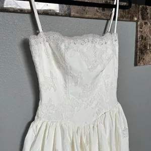 NWOT House of CB Chloe White Custom Lace + Cotton Midi Dress thumbnail 4